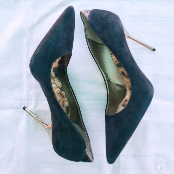 Sam Edelman Black Heels - Picture 2 of 10